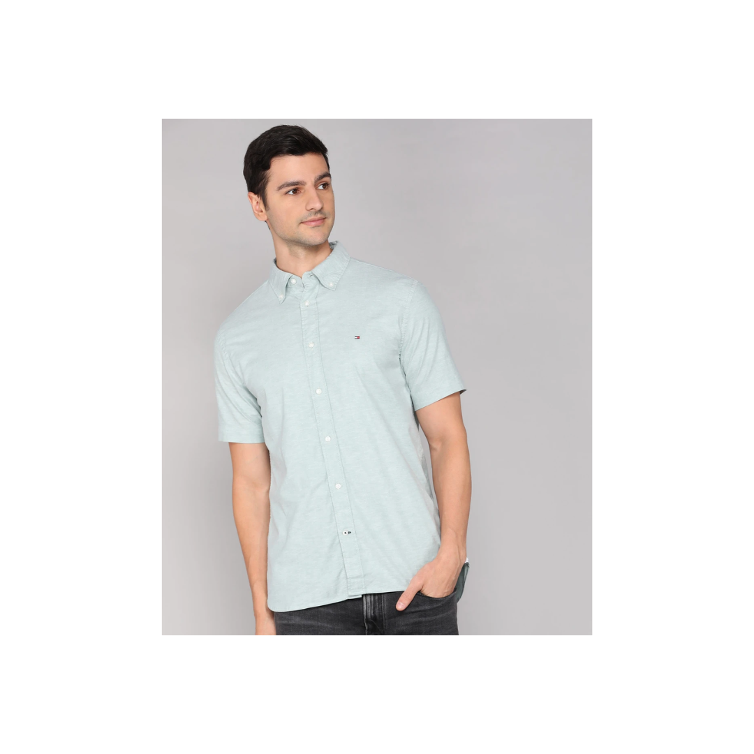 TOMMY HILFIGER shirt